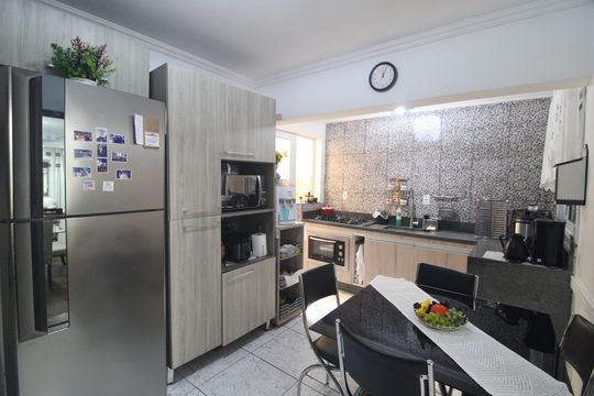 Cozinha de casa à venda com 2 quartos, 167m² em Parque das Arvores, São Paulo