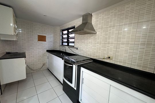 Cozinha de casa para alugar com 3 quartos, 94m² em Esplanada dos Barreiros, São Vicente