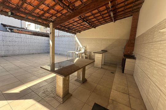 Churrasqueira de casa para alugar com 3 quartos, 94m² em Esplanada dos Barreiros, São Vicente