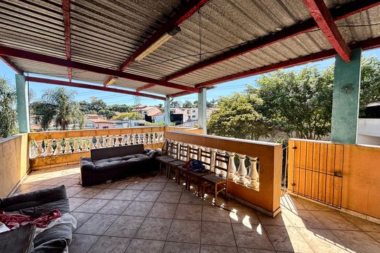 Varanda de casa à venda com 5 quartos, 172m² em Vila Sao Francisco (zona Leste), São Paulo