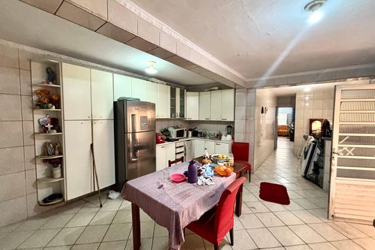 Cozinha de casa à venda com 5 quartos, 172m² em Vila Sao Francisco (zona Leste), São Paulo