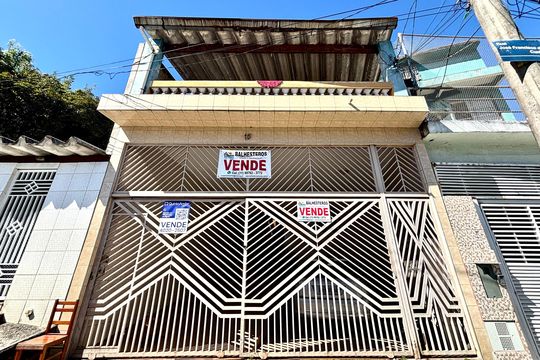 Fachada de casa à venda com 5 quartos, 172m² em Vila Sao Francisco (zona Leste), São Paulo