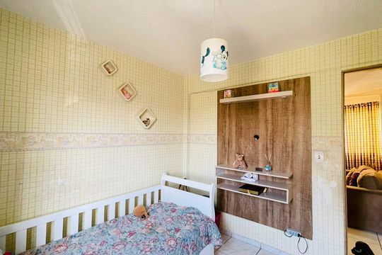 Quarto 2 de apartamento para alugar com 2 quartos, 46m² em Parque Industrial Ramos de Freitas, Embu das Artes