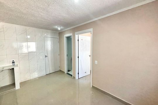 Sala de apartamento para alugar com 2 quartos, 34m² em Vila Silvia, São Paulo
