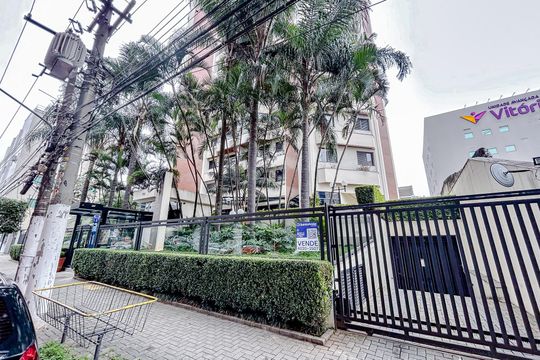 Fachada com Plaquinha de apartamento para alugar com 3 quartos, 93m² em Vila Azevedo, São Paulo