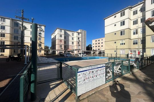Área comum - Piscina de apartamento para alugar com 2 quartos, 43m² em Fátima, Canoas