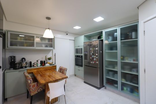 Cozinha de apartamento à venda com 3 quartos, 156m² em Santa Paula, São Caetano do Sul