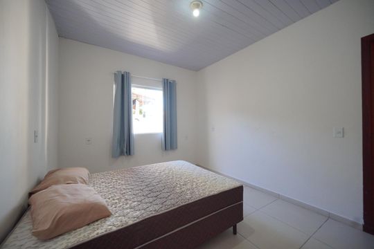 Quarto de apartamento para alugar com 1 quarto, 25m² em São João do Rio Vermelho, Florianópolis