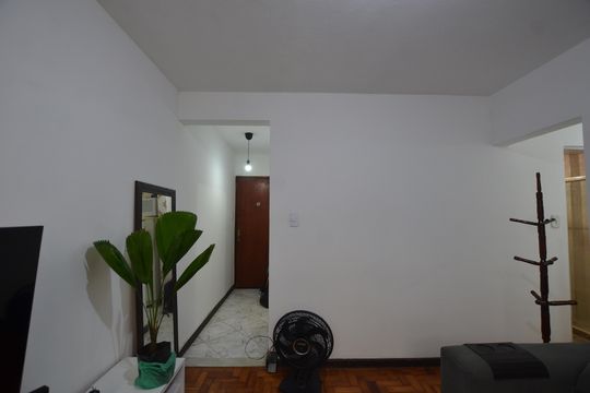 Sala de apartamento para alugar com 2 quartos, 56m² em Praça Seca, Rio de Janeiro