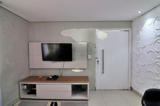 Casa à venda com 3 quartos, 200m² em Vila Aurea, São Bernardo do Campo