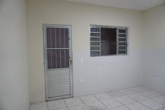 Casa para alugar com 2 quartos, 80m² em Jardim Camargo Novo, São Paulo