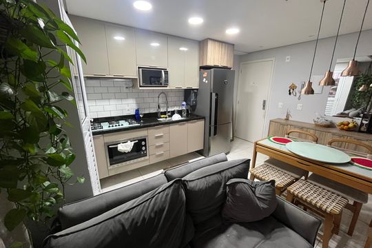 Cozinha de apartamento para alugar com 2 quartos, 44m² em Jardim Umarizal, São Paulo
