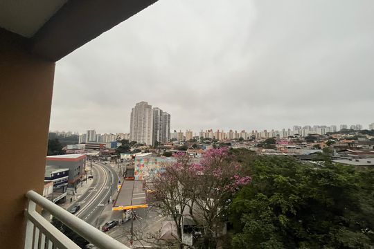 Vista da Sacada de apartamento para alugar com 2 quartos, 44m² em Jardim Umarizal, São Paulo