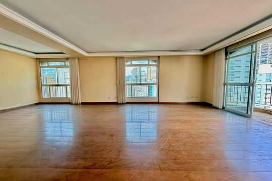 Apartamento à venda com 3 quartos, 230m² em Santa Cecilia, São Paulo