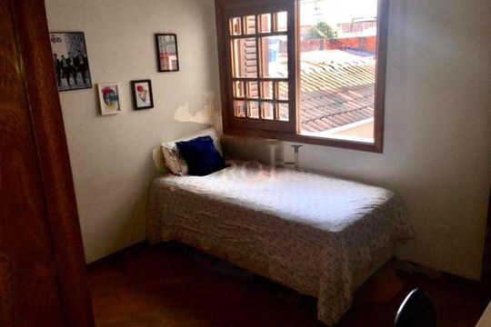 Casa à venda com 3 quartos, 238m² em Cerâmica, São Caetano do Sul