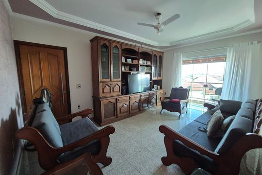 Casa para alugar com 3 quartos, 250m² em Parque Via Norte, Campinas