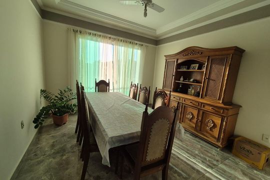 Sala de casa para alugar com 3 quartos, 250m² em Parque Via Norte, Campinas