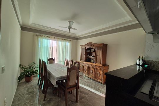 Sala de casa para alugar com 3 quartos, 250m² em Parque Via Norte, Campinas