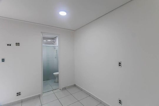 Apartamento para alugar com 1 quarto, 38m² em Vila Alpina, São Paulo
