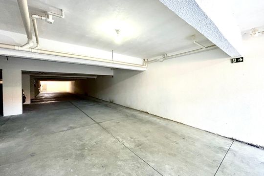Garagem de casa de condomínio para alugar com 2 quartos, 64m² em Jardim Popular, São Paulo