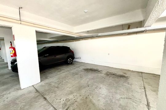 Garagem de casa de condomínio para alugar com 2 quartos, 64m² em Jardim Popular, São Paulo