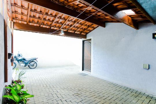 Garagem  de casa de condomínio à venda com 2 quartos, 107m² em Jardim do Papai, Guarulhos