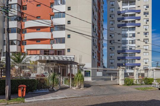 Fachada de apartamento para alugar com 2 quartos, 76m² em Sarandi, Porto Alegre