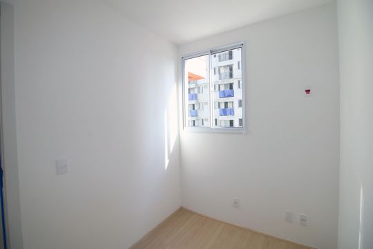 Quarto 2 de apartamento para alugar com 2 quartos, 40m² em Irajá, Rio de Janeiro