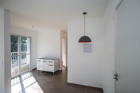 Cozinha de apartamento para alugar com 2 quartos, 37m² em Vila Independencia, São Paulo