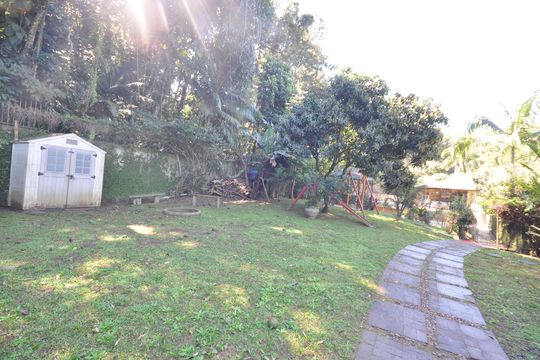 Garagem de casa para alugar com 2 quartos, 430m² em Vila Amélia, São Paulo