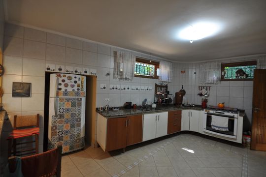 Cozinha de casa para alugar com 2 quartos, 430m² em Vila Amélia, São Paulo