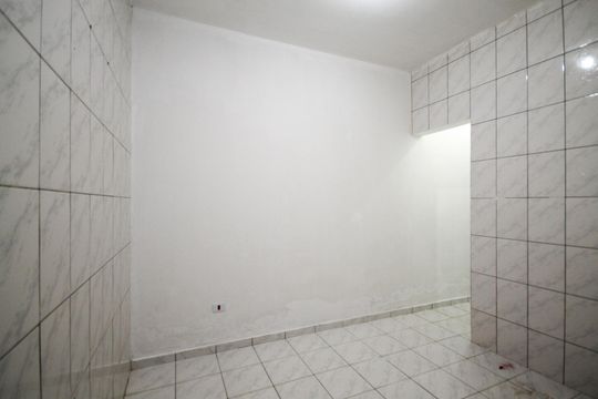 Sala/ Cozinha de casa para alugar com 1 quarto, 50m² em Jardim do Engenho, Cotia