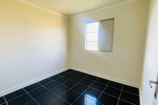 Quarto 1 de apartamento para alugar com 2 quartos, 54m² em Jardim Arco-iris, Cotia