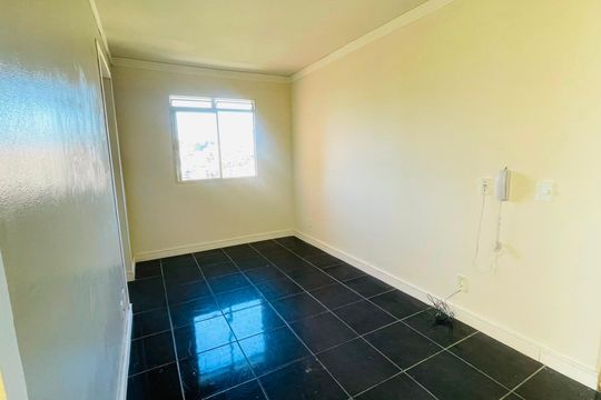 Sala de apartamento para alugar com 2 quartos, 54m² em Jardim Arco-iris, Cotia