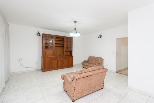 Sala de casa à venda com 3 quartos, 300m² em Vila Curuçá Velha, São Paulo