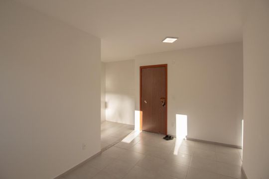 Sala de apartamento para alugar com 2 quartos, 50m² em Braúnas, Belo Horizonte