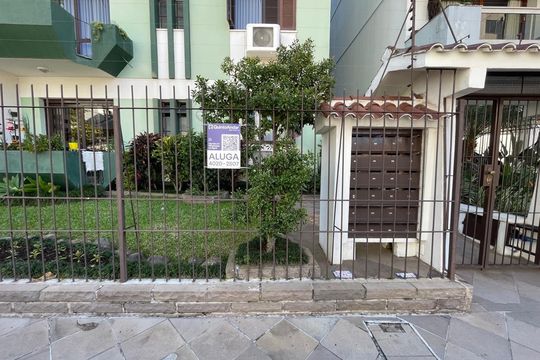 Fachada de kitnet/studio para alugar com 1 quarto, 40m² em Morro do Espelho, São Leopoldo