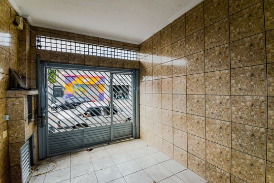 Garagem de casa à venda com 3 quartos, 120m² em Vila Gopouva, Guarulhos