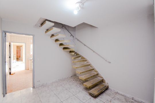 Copa de casa à venda com 3 quartos, 120m² em Vila Gopouva, Guarulhos