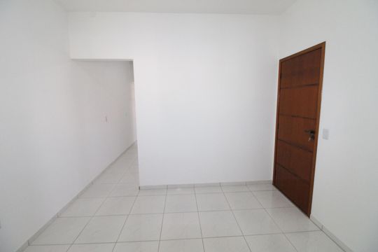 Sala de casa para alugar com 2 quartos, 130m² em Parque Interlagos, São José dos Campos