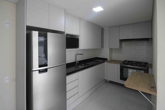 Cozinha de apartamento para alugar com 2 quartos, 53m² em Conjunto Habitacional Teotonio Vilela, São Paulo
