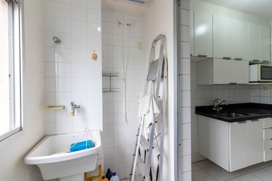 Área de Serviço de apartamento à venda com 2 quartos, 50m² em Vila Roque, São Paulo