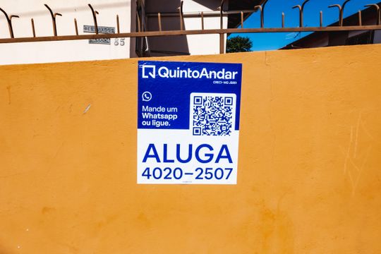 Placa instalada - 10/07/26 - RHMH - 222 de apartamento para alugar com 2 quartos, 60m² em Candelária, Belo Horizonte