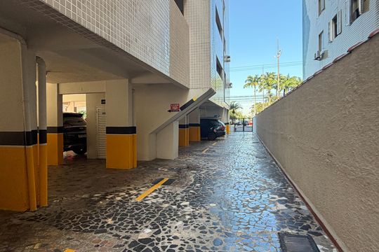 Garagem de kitnet/studio para alugar com 1 quarto, 25m² em José Menino, Santos