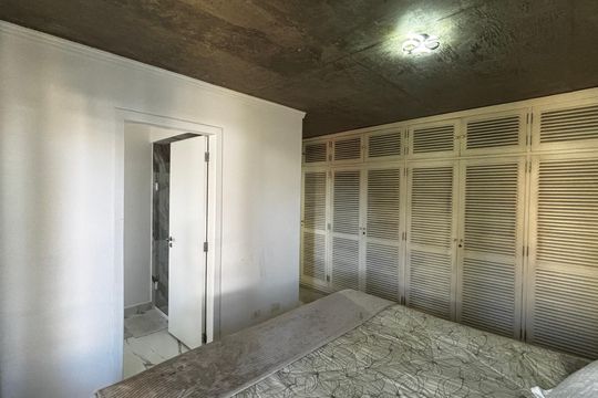 Suite de apartamento à venda com 4 quartos, 193m² em Vila Assunção, Santo André
