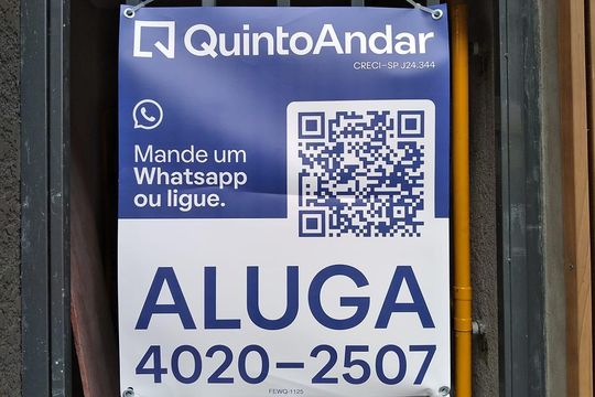 Fachada de apartamento para alugar com 1 quarto, 27m² em Vila Diva, São Paulo