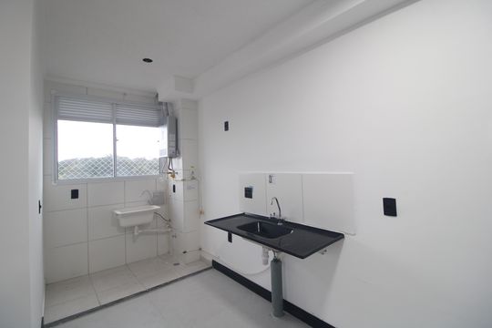 Cozinha de apartamento para alugar com 2 quartos, 36m² em Usina Piratininga, São Paulo
