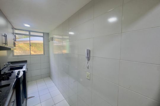 Cozinha de apartamento para alugar com 2 quartos, 47m² em Jardim Silvestre, Guarulhos