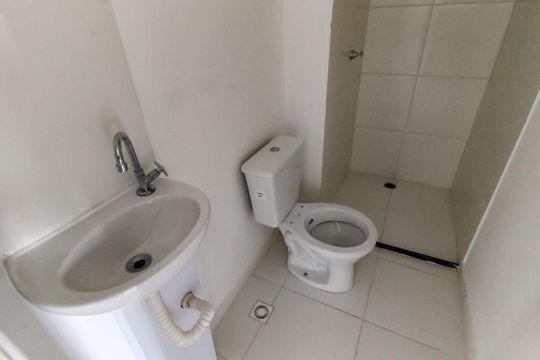 Banheiro de apartamento à venda com 2 quartos, 29m² em Vila Andrade, São Paulo