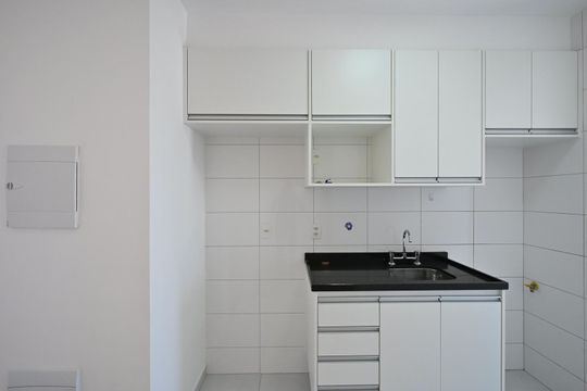 Cozinha de apartamento para alugar com 2 quartos, 56m² em Vila Andrade, São Paulo